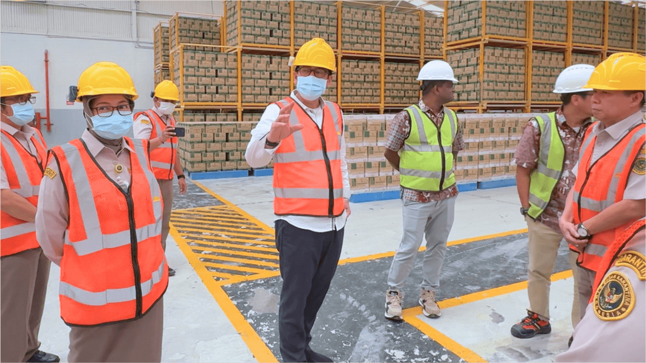 Pastikan Standar Fitosanitari Terpenuhi, Deputi Tinjau Instalasi Eksportir Pelet Dedak Gandum