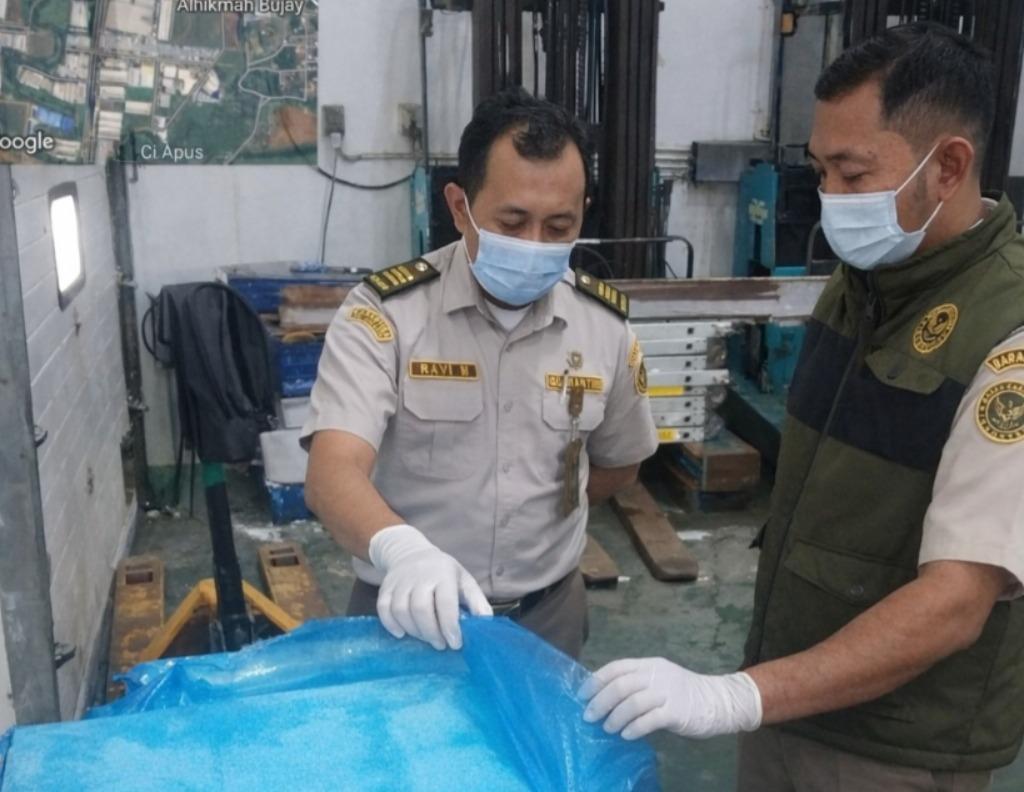 Pastikan Keamanan Pangan, Karantina DKI Jakarta Periksa 25 Ton Surimi Asal Vietnam