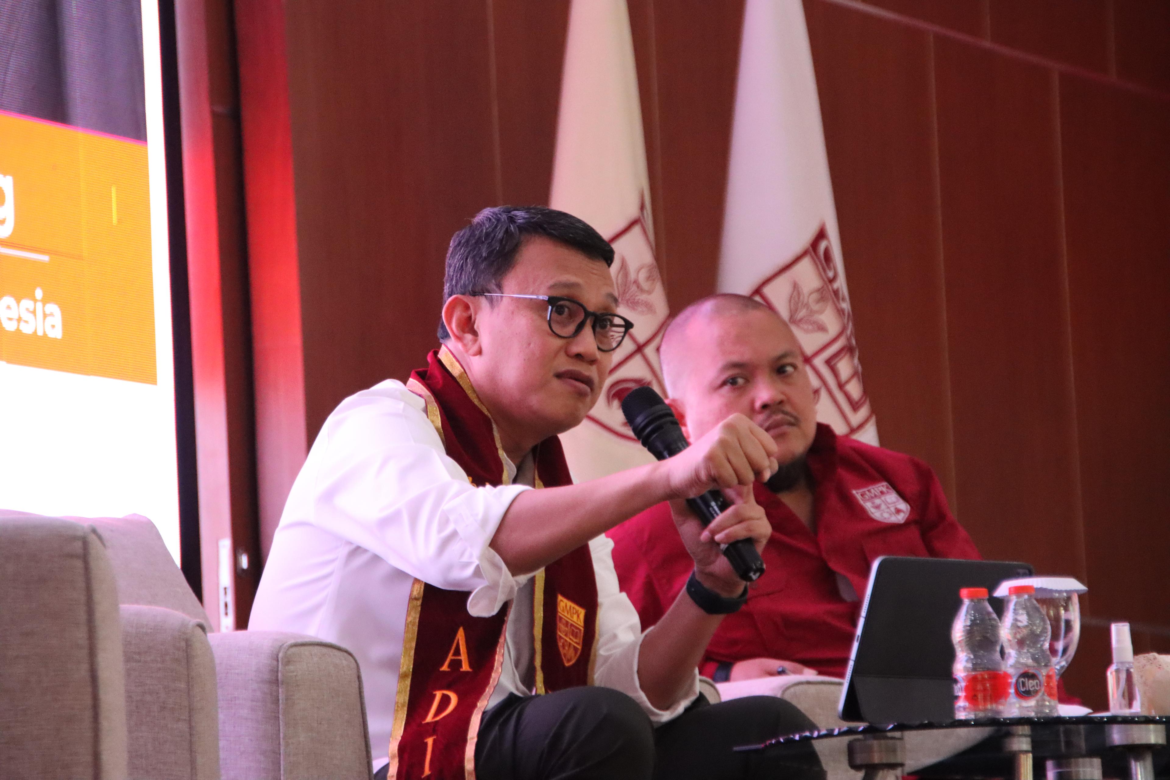 Ka Barantin Sampaikan Materi ToT Manajemen Organisasi dan Kaderisasi