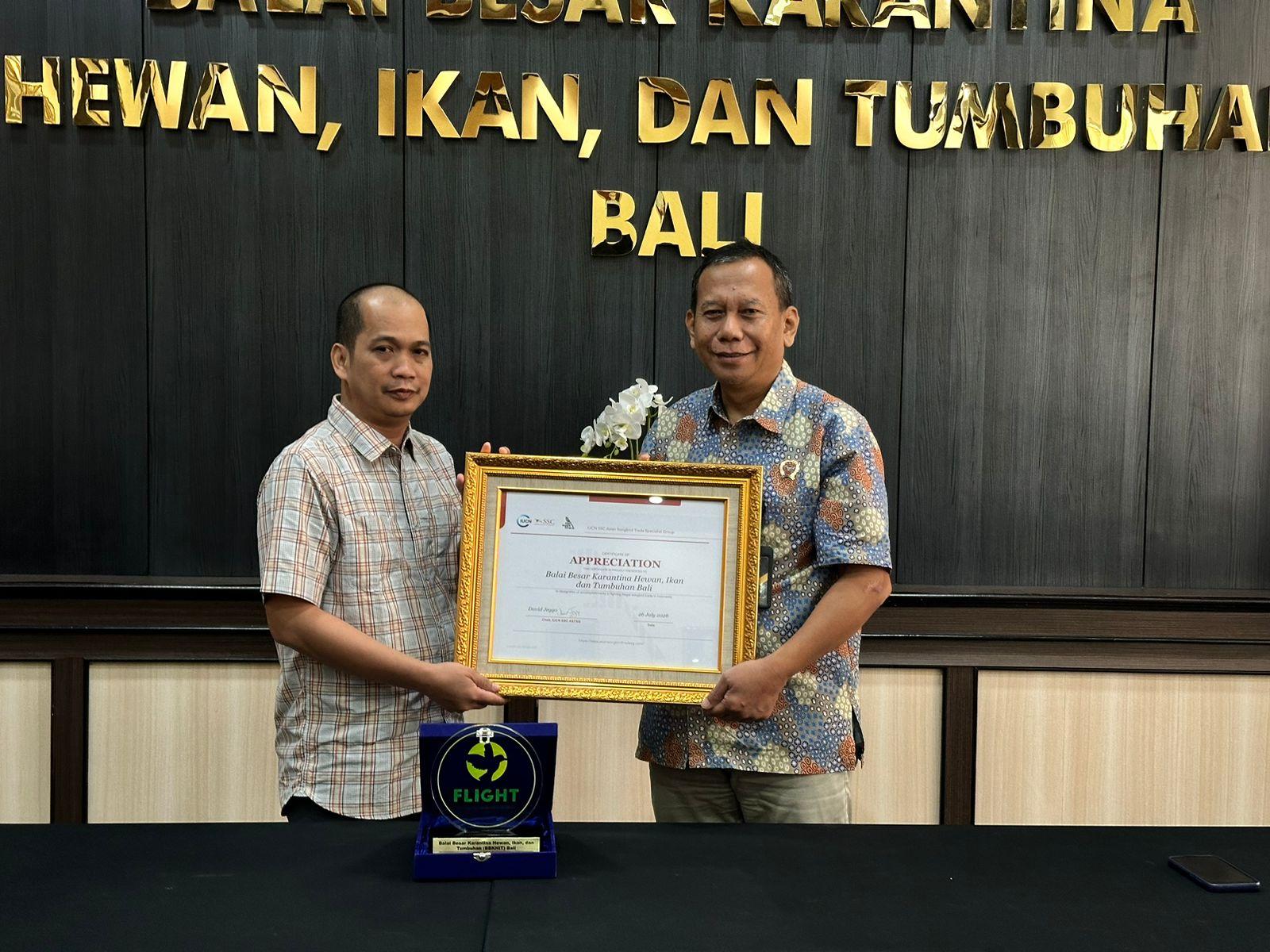 Selamatkan Ribuan Burung Liar, Karantina Bali Dapat Penghargaan Internasional dari IUCN