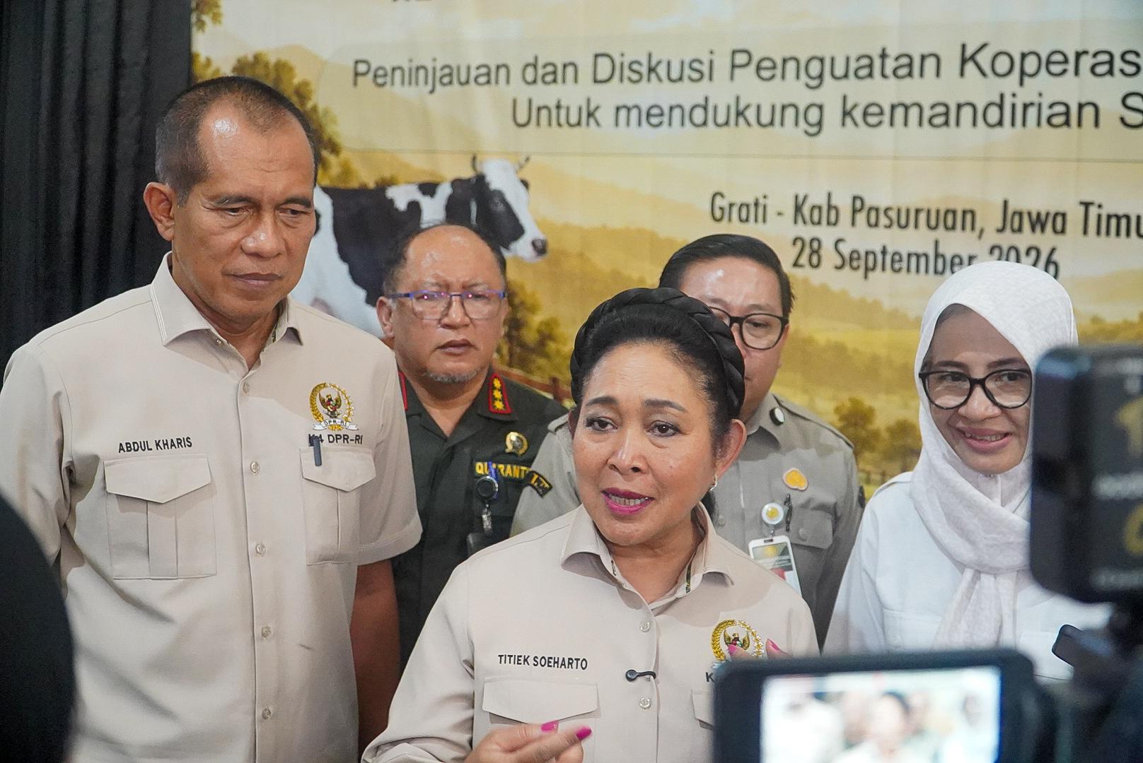 Jaga Pasokan Susu Nasional, Komisi IV dan Barantin Perkuat Biosekuriti Sapi Perah