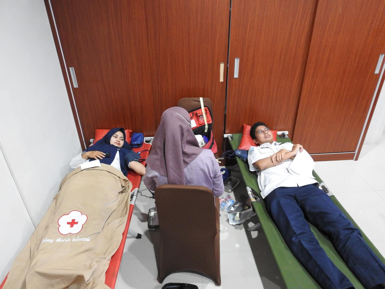 Sambut Hari Karantina ke-149, Karantina Malut Buka Cek Kesehatan Gratis dan Donor Darah