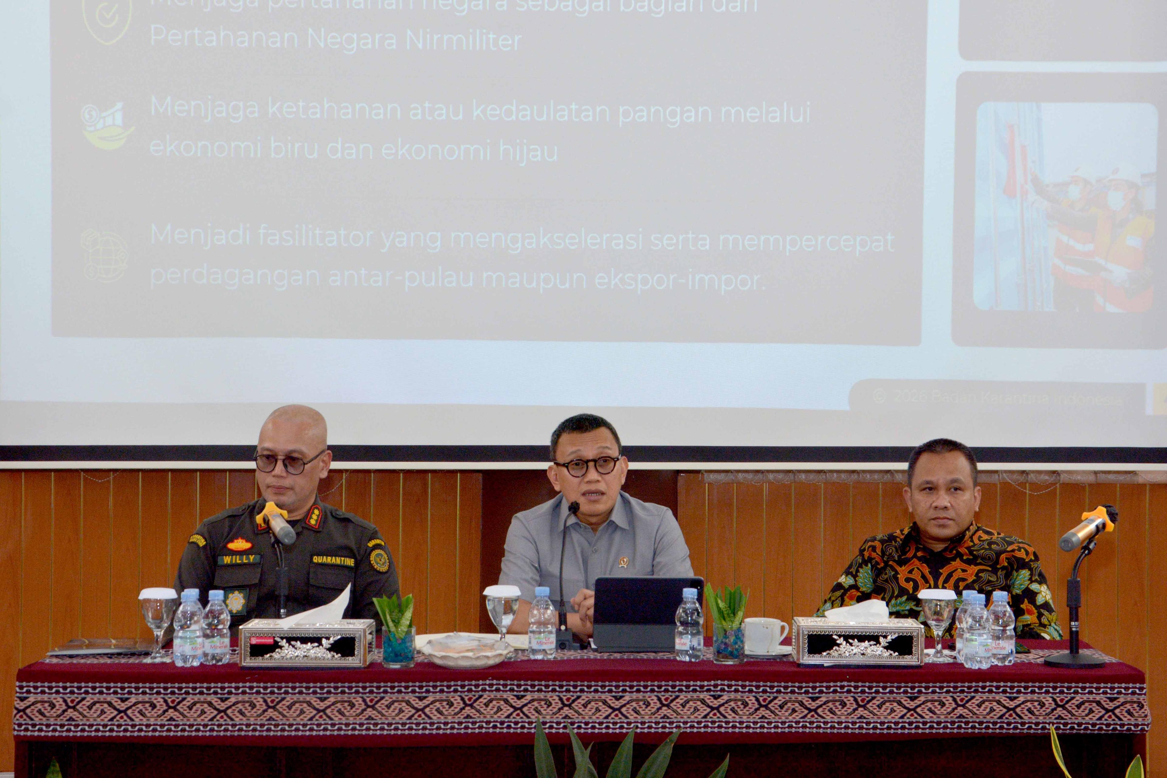 Kepala Badan Karantina Indonesia Perkuat SDM Karantina Maluku Profesional, Disiplin, dan Berintegritas
