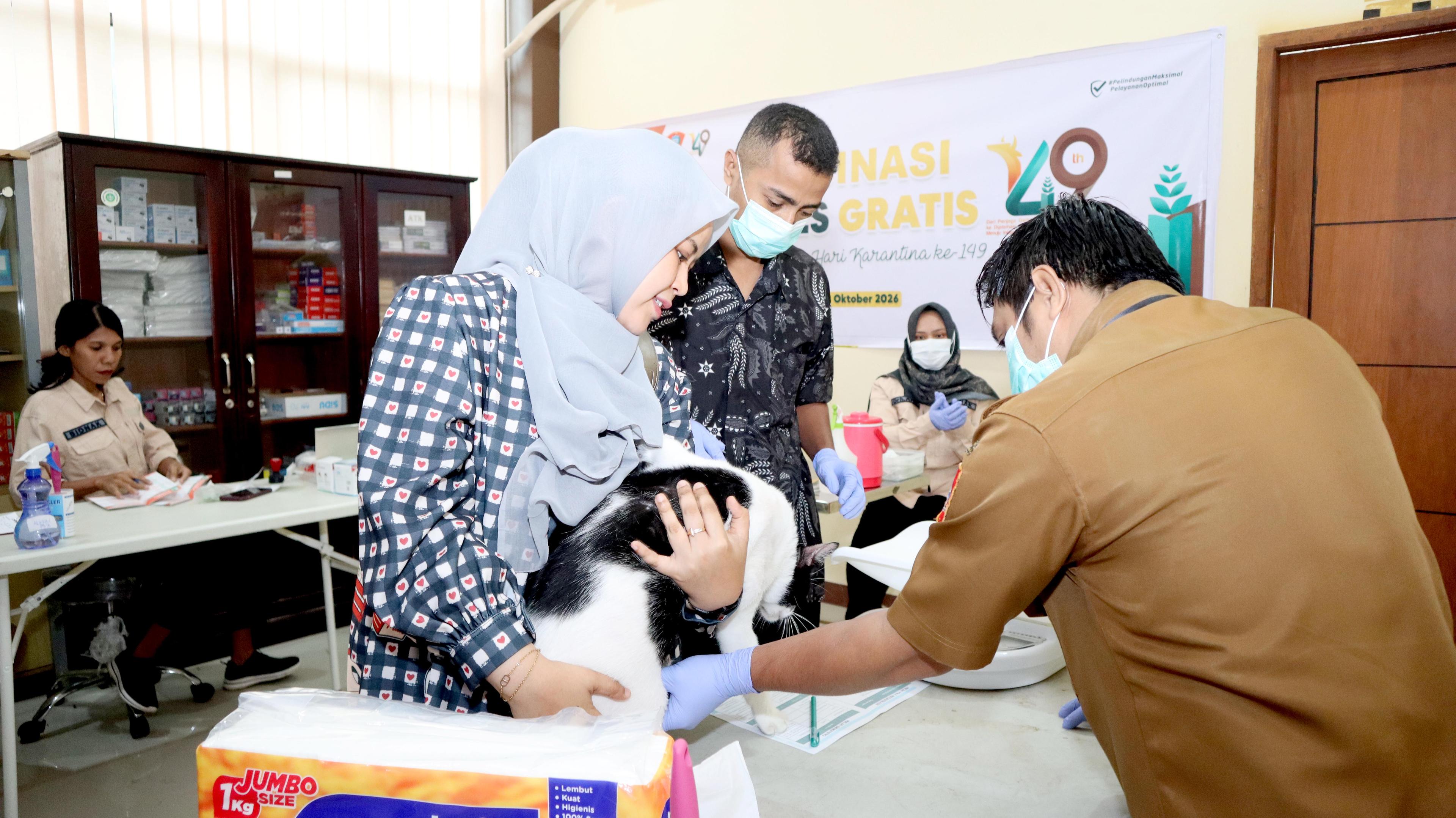 Lindungi Hewan Kesayangan, Cegah Rabies Sejak Dini
