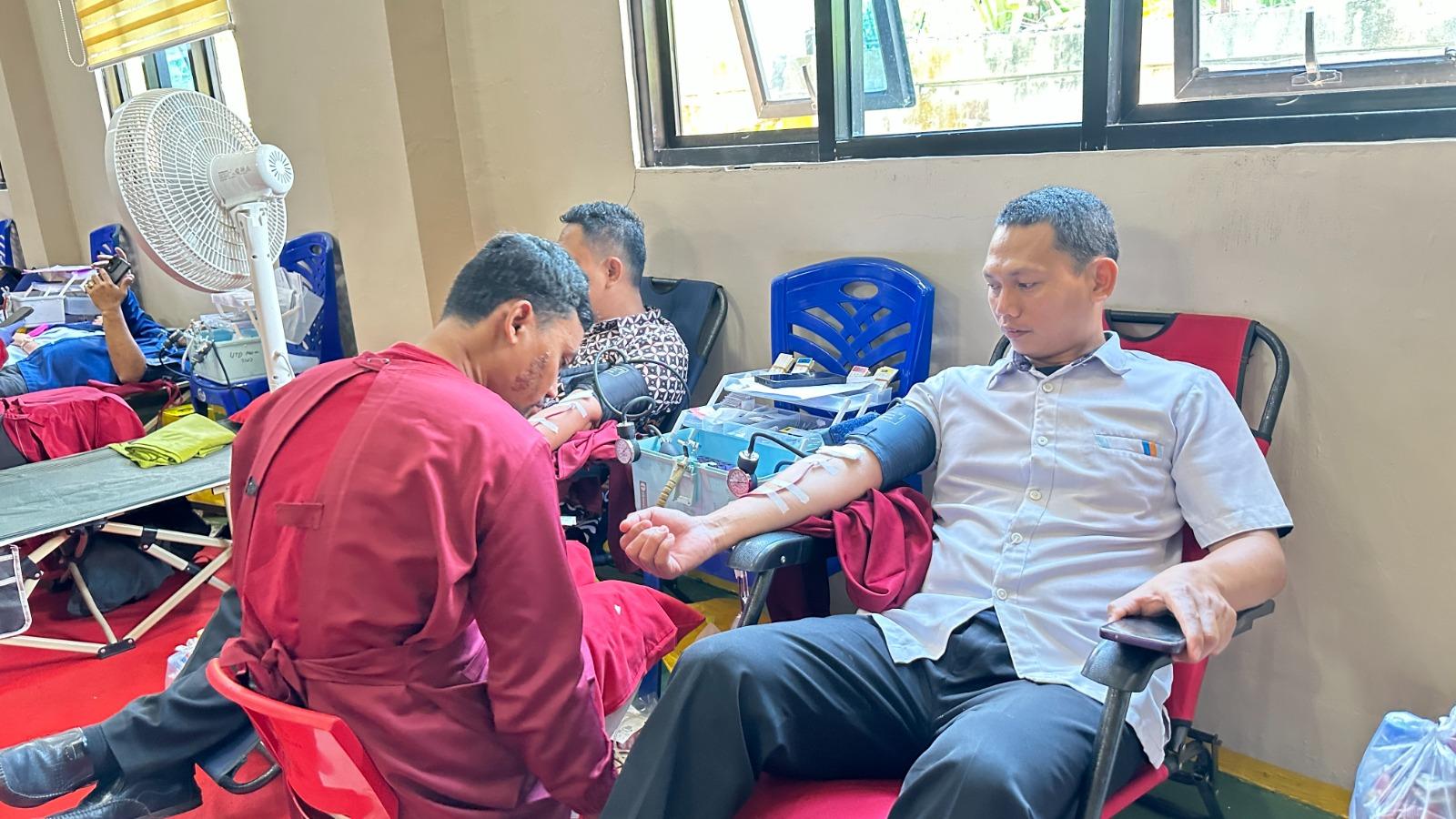 Karantina Sulawesi Barat Gelar Aksi Peduli Sosial, 113 Kantong Darah Berhasil Terkumpul