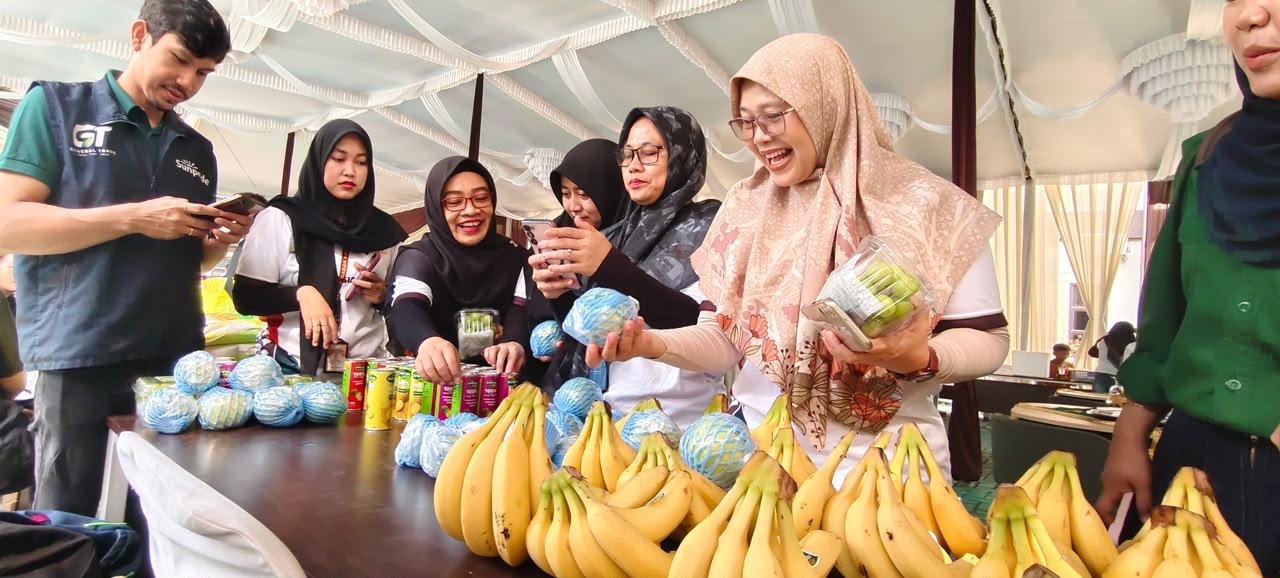 Sebanyak 400 Warga Datangi Karantina Lampung, Ada Bazar Murah hingga Layanan Kesehatan Gratis