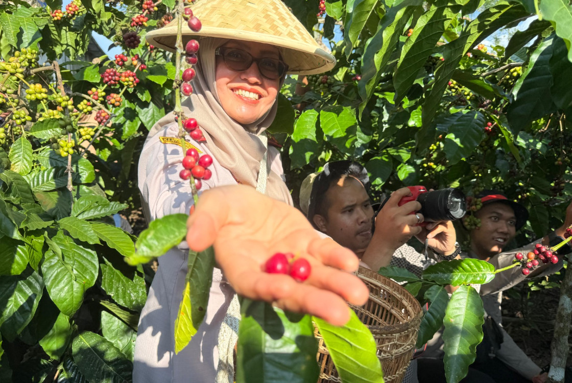 Foto Berita