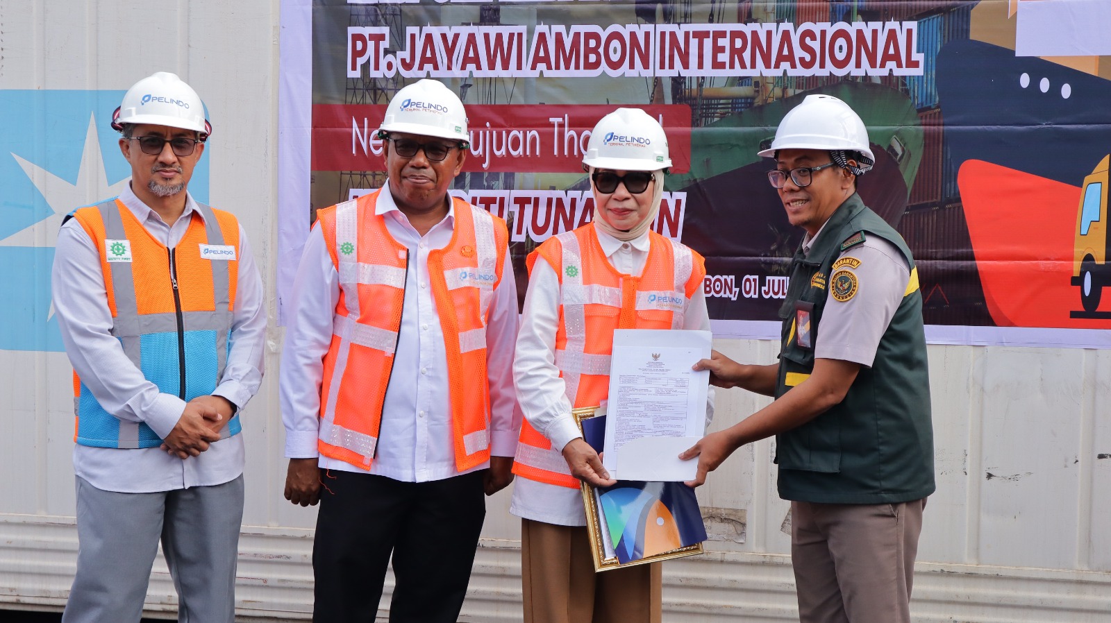 Karantina Kawal Ekspor Perdana Frozen Tuna Loin PT Jayawi Ambon Internasional ke Thailand