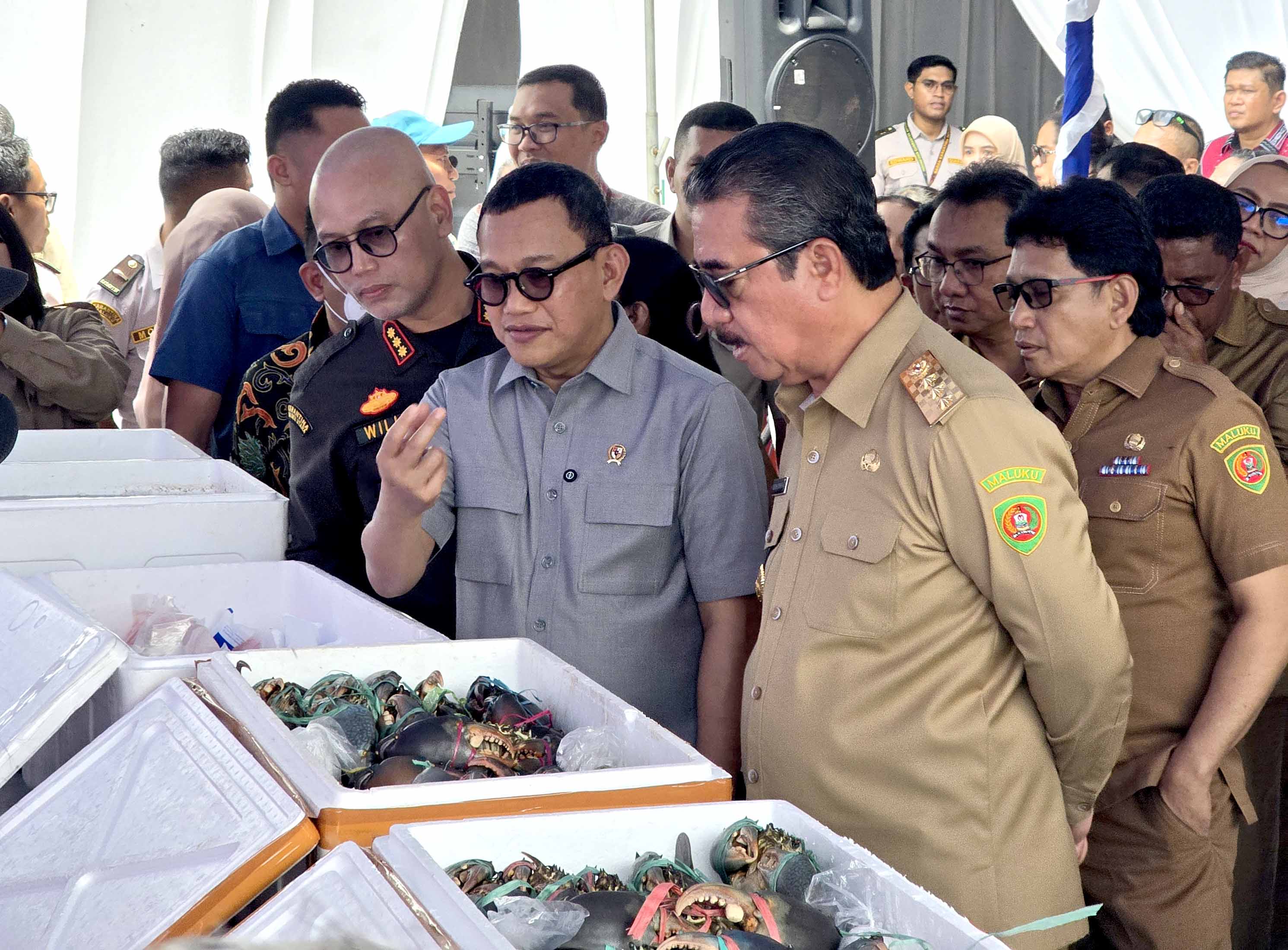 Barantin Lepas Ekspor Tuna dan Kepiting Maluku Rp4,25 Miliar ke Empat Negara 2